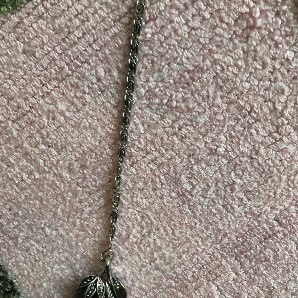 Silver necklace w/ Swarovski crystals - Picture 9 of 12